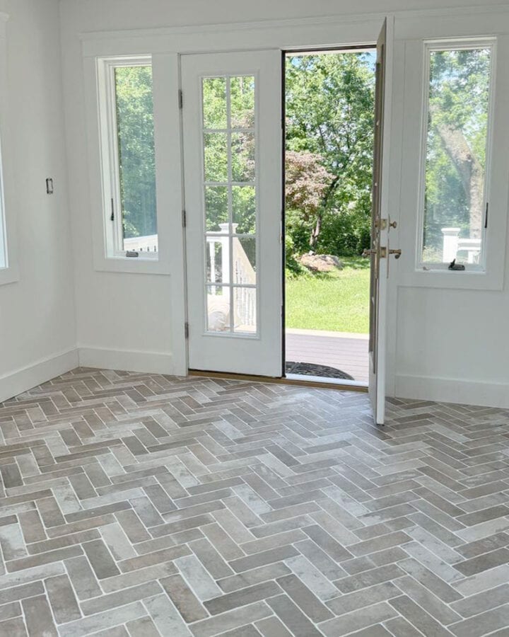 herringbone-brick-flooring-in-sunroom-enlcosed-porch-720x900-1 herringbone-brick-flooring-in-sunroom-enlcosed-porch