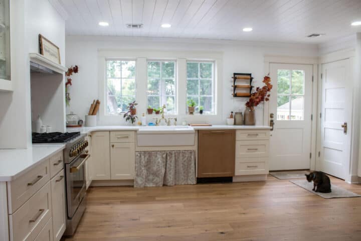 kitchen-renovation-after-picture-the-honeycomb-home