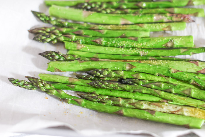 finished oven roasted asparagus