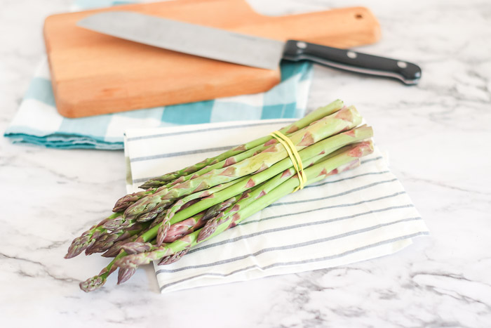 bunch of asparagus