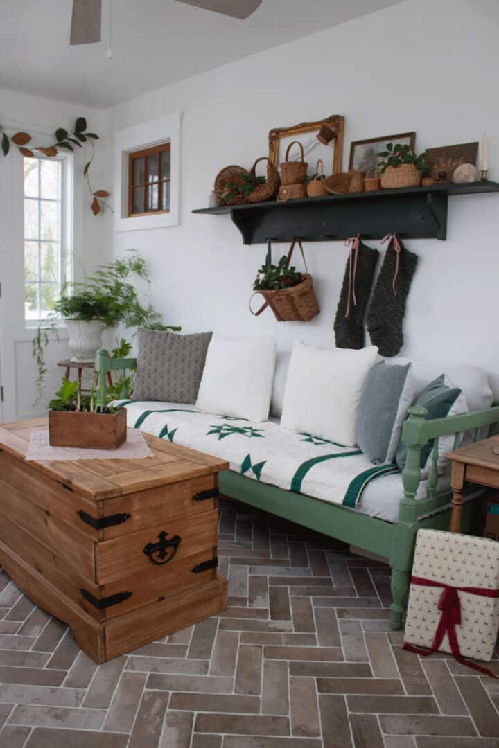 sunroom-sofa-with-green-and-white-vintage-cutter-quilt-720x1080-1 sunroom-sofa-with-green-and-white-vintage-cutter-quilt