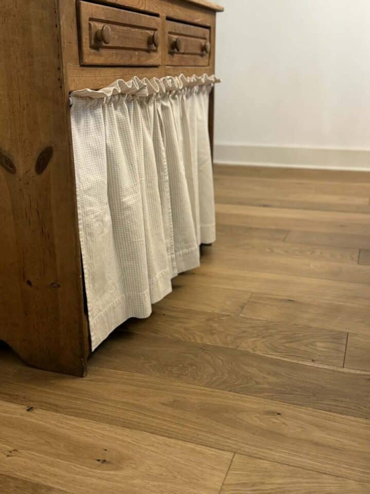 warm-toned-engineered-hardwood-flooring-the-honeycomb-home-blog-720x960-1 warm toned engineered hardwood flooring the honeycomb home blog